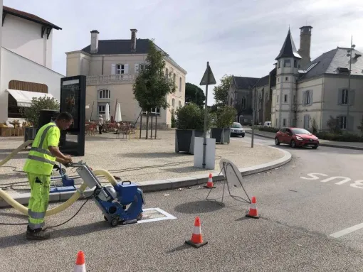 Effacement de marquage au sol par grenaillage, Bayonne, Meltem Industrie Services