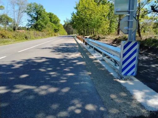 Aménagement piste cyclable par glissière bois et garde corps, Bayonne, Meltem Industrie Services