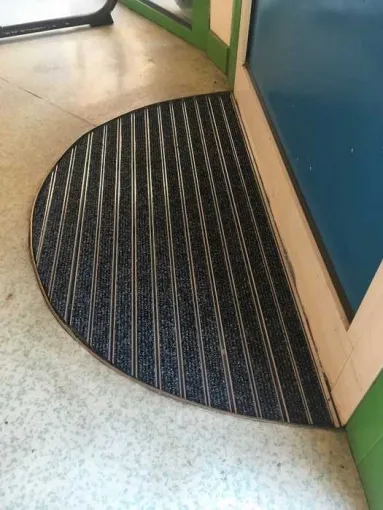 Tapis d'entrée PMR en aluminium, Bayonne, Meltem Industrie Services