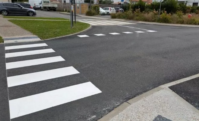 Marquage au sol sur routes, Bayonne, Meltem Industrie Services