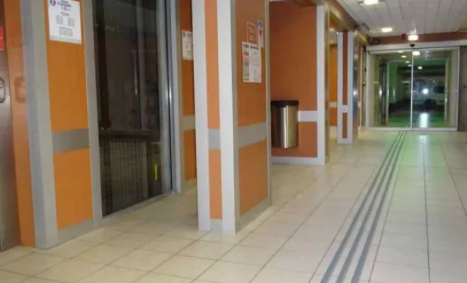 Bandes d’Aide à l’Orientation (BAO) et Bandes d'Eveil à la Vigilance (BEV) – Intérieur et extérieur, Bayonne, Meltem Industrie Services