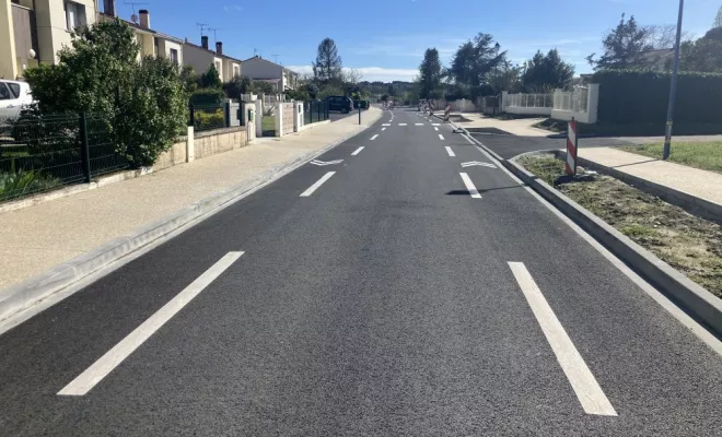 Marquage au sol piste cyclable, Bayonne, Meltem Industrie Services